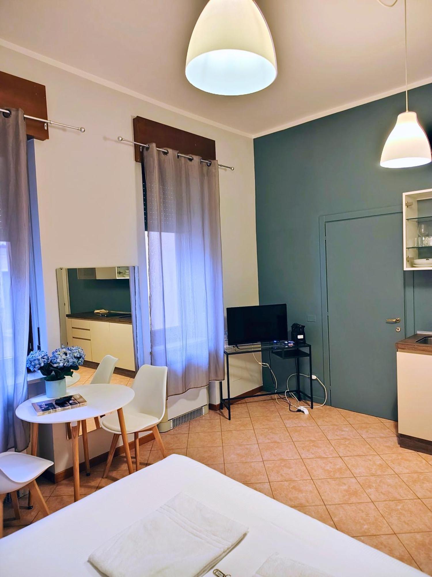 Italianflat - Rentroom Old Town - 200Mt To Arena Verona Exterior photo