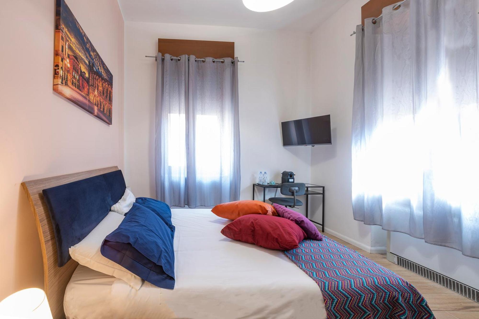 Italianflat - Rentroom Old Town - 200Mt To Arena Verona Exterior photo