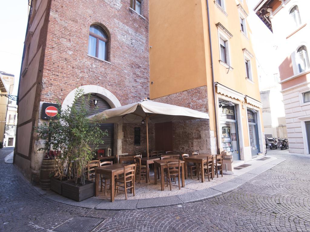 Italianflat - Rentroom Old Town - 200Mt To Arena Verona Exterior photo